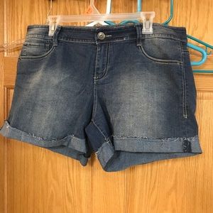 L.e.i shorts